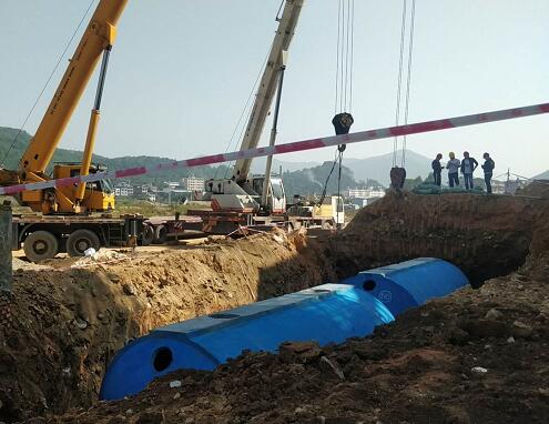 鋼砼混凝土化糞池安裝施工現場 鋼砼混凝土化糞池安裝施工現場